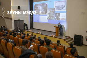 Гэрэл зурагтай нөхөрлөсөн монголчуудын түүх